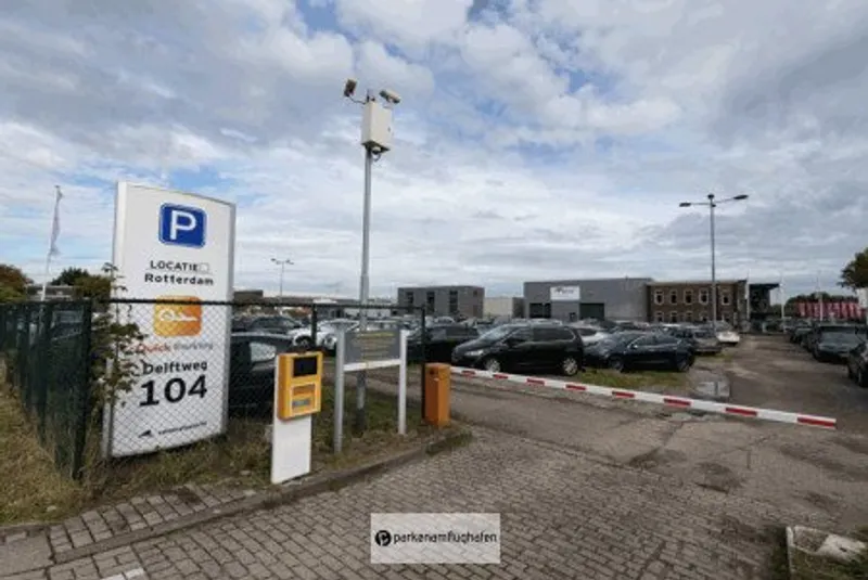 Quick Parking Open Air Car Park Rotterdam Bild 2