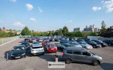 Heinhotel Parking Bild 1