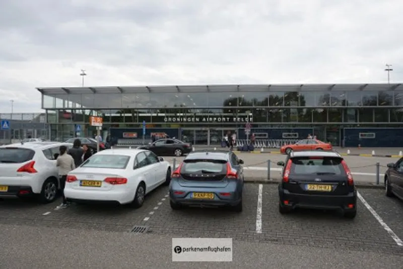 Parken Flughafen Groningen P1 Bild 2