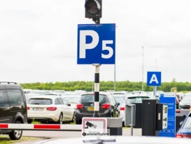 Parken Flughafen Eindhoven P5 Bild 1