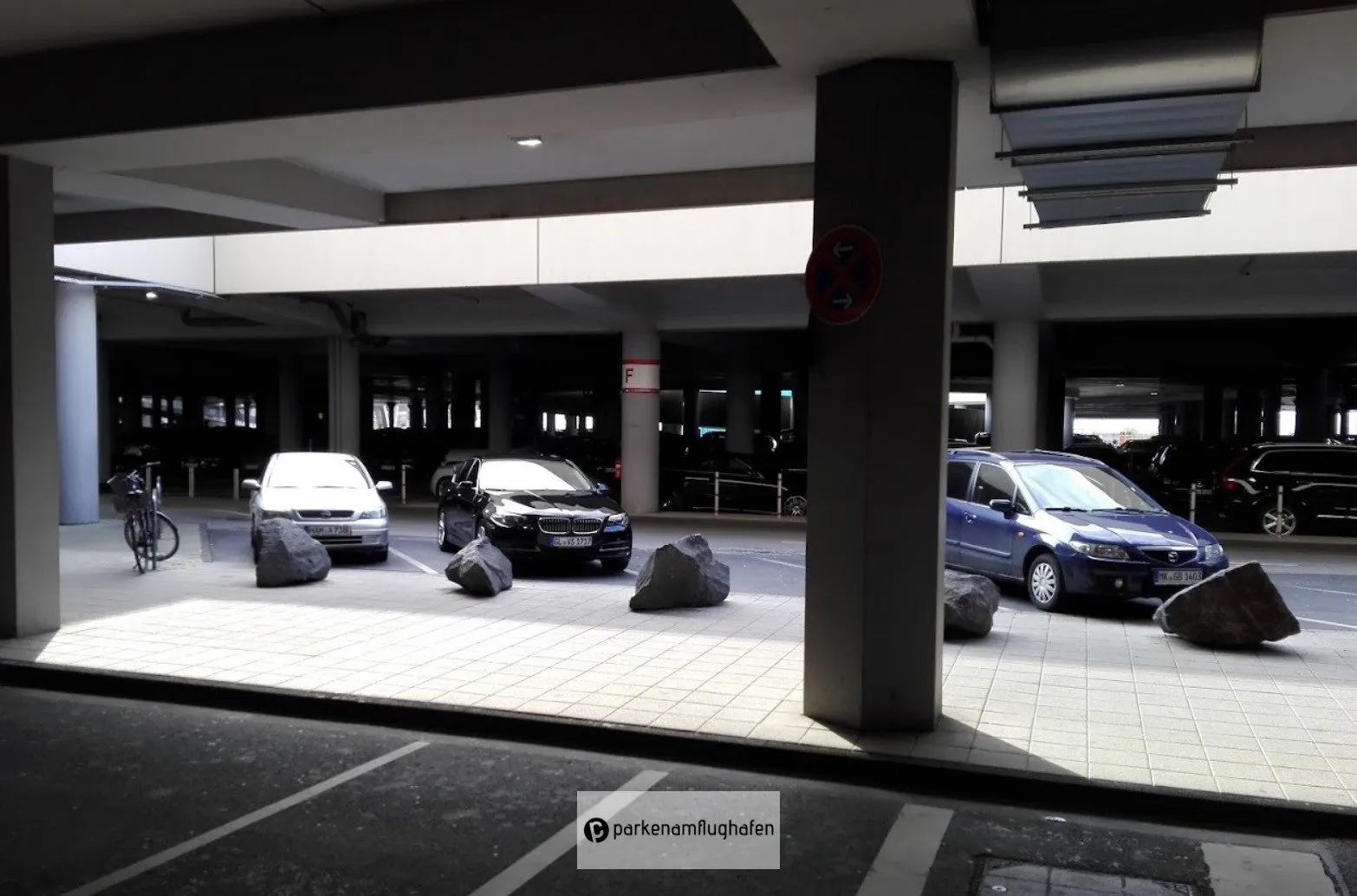 Promotion Oder Gutscheincode Parken Flughafen Köln guenstigparken.de