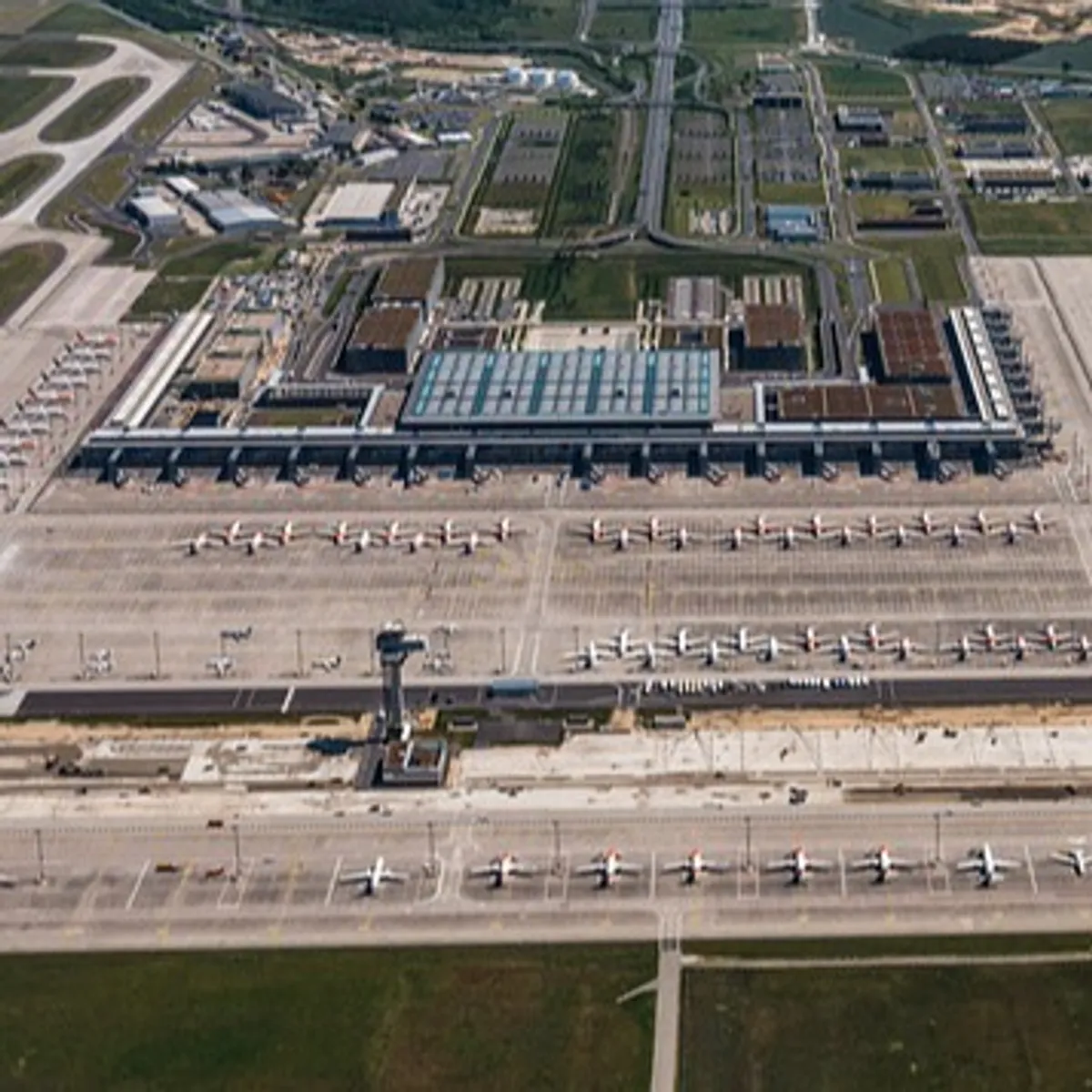 Günstig Parken Flughafen Berlin Brandenburg - Top-Deals
