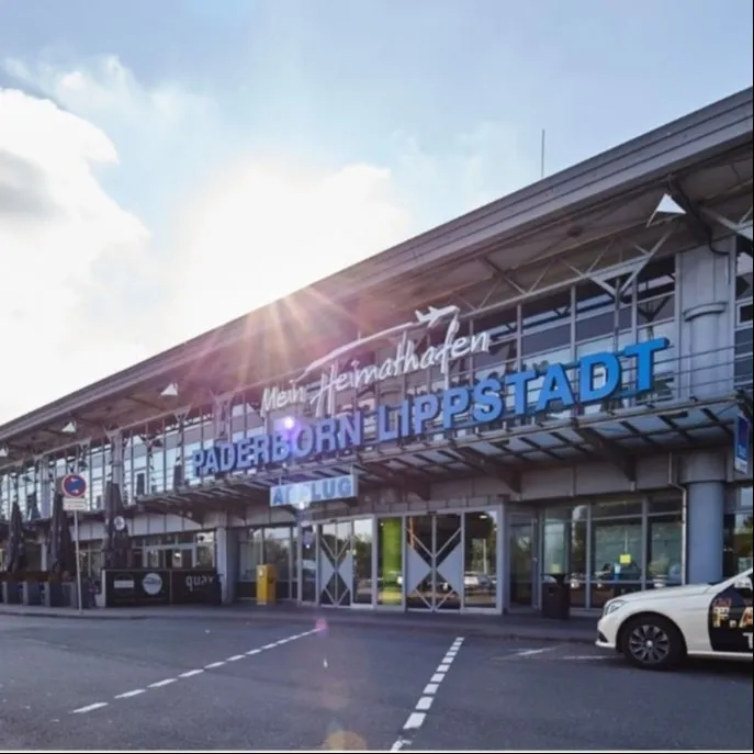 Parken Flughafen Paderborn